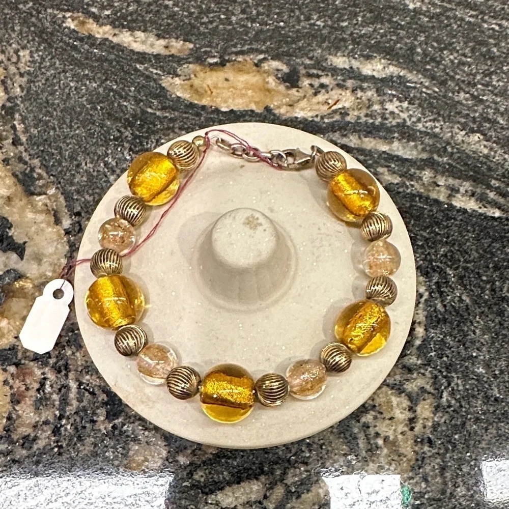 Elegant Gold and Silver Beaded Bracelet